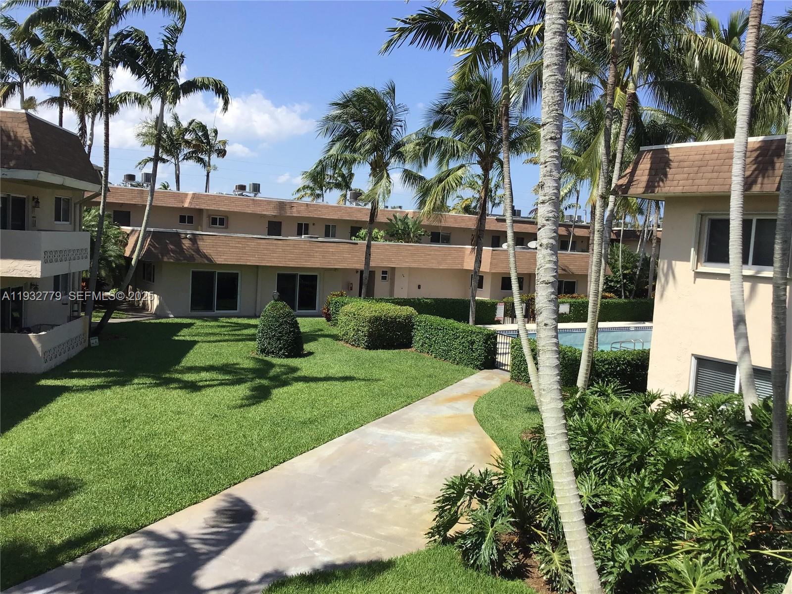 VILLAGIO AT PALMETTO BAY - Residential