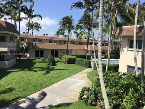 14500 SW 88th Ave 205 Palmetto Bay FL 33176