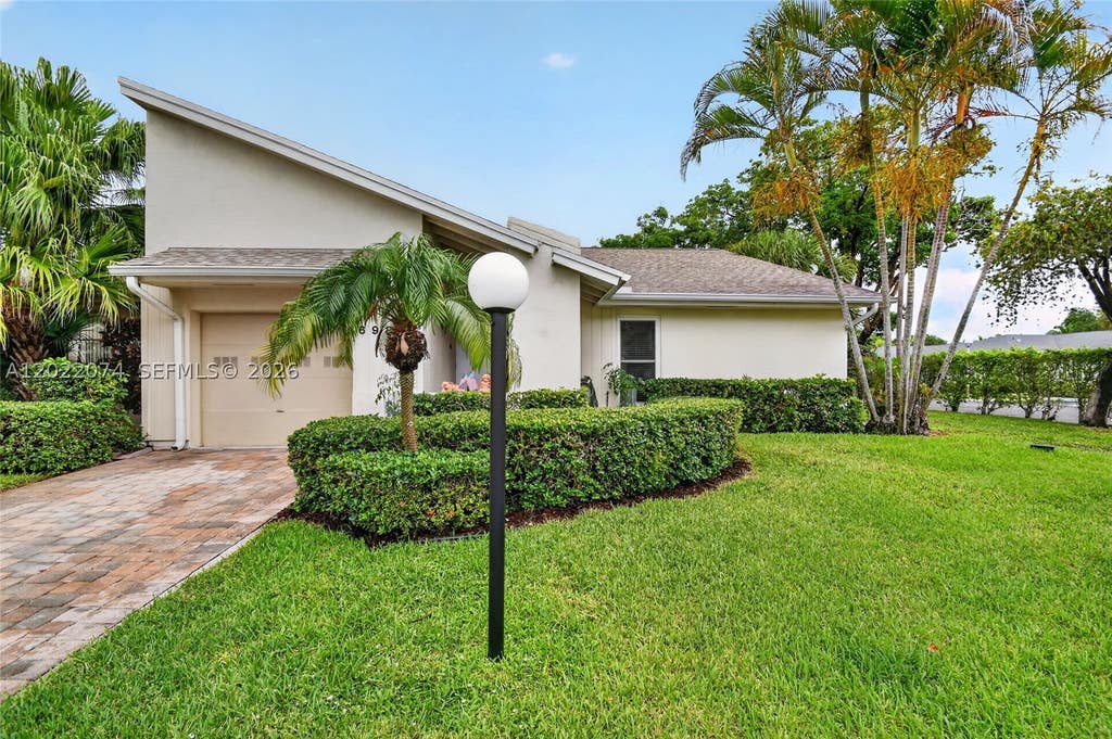 Photo of 6989 Clover Ct, Lake Worth, FL 33467 (MLS # A12022074)