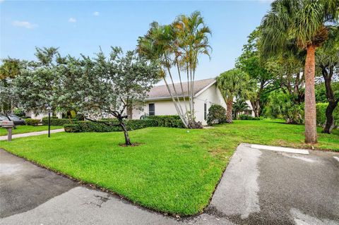 Tiny photo for 6989 Clover Ct, Lake Worth, FL 33467 (MLS # A12022074)