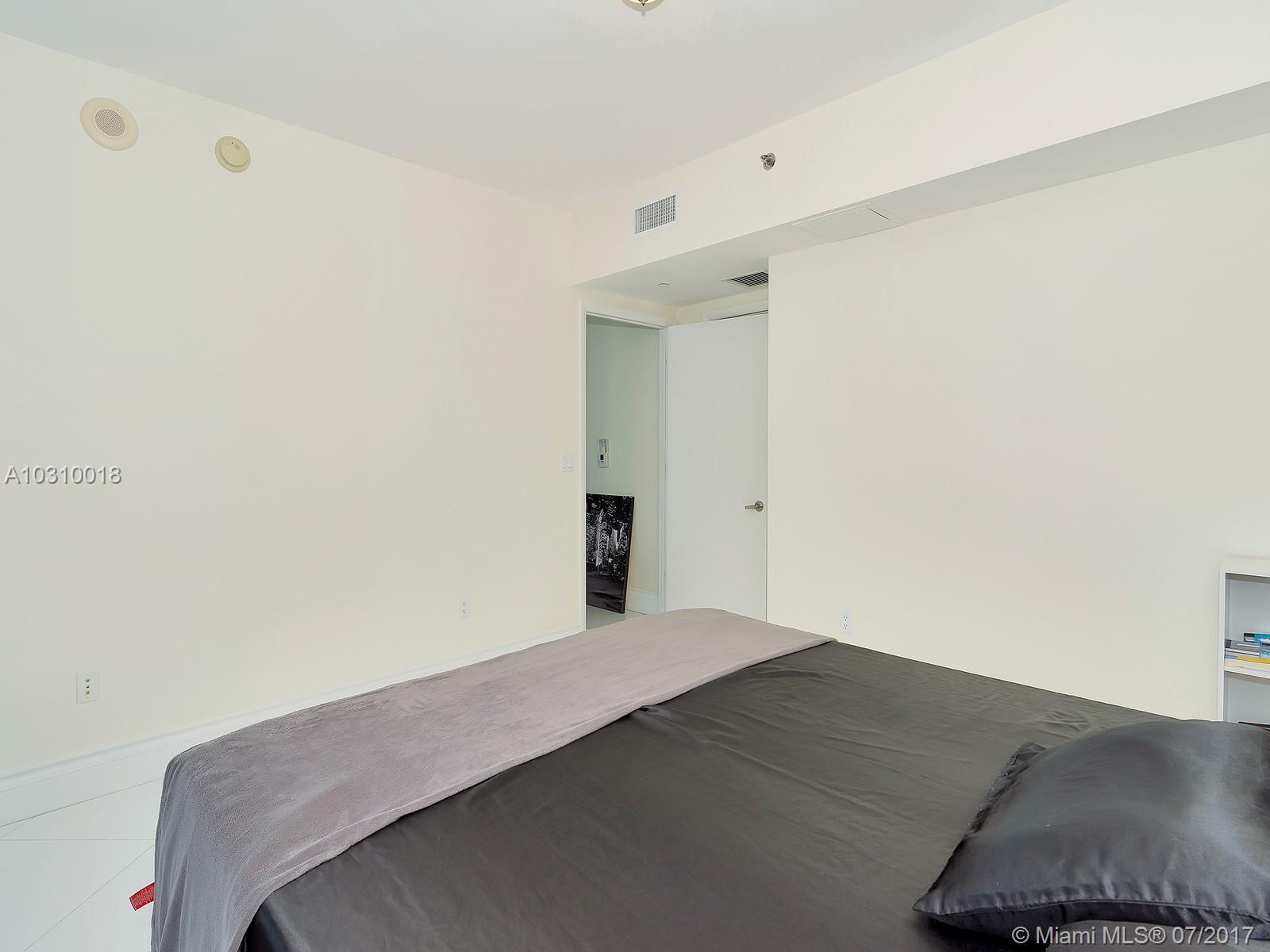 Icon Brickell Two Condo - Residential Lease