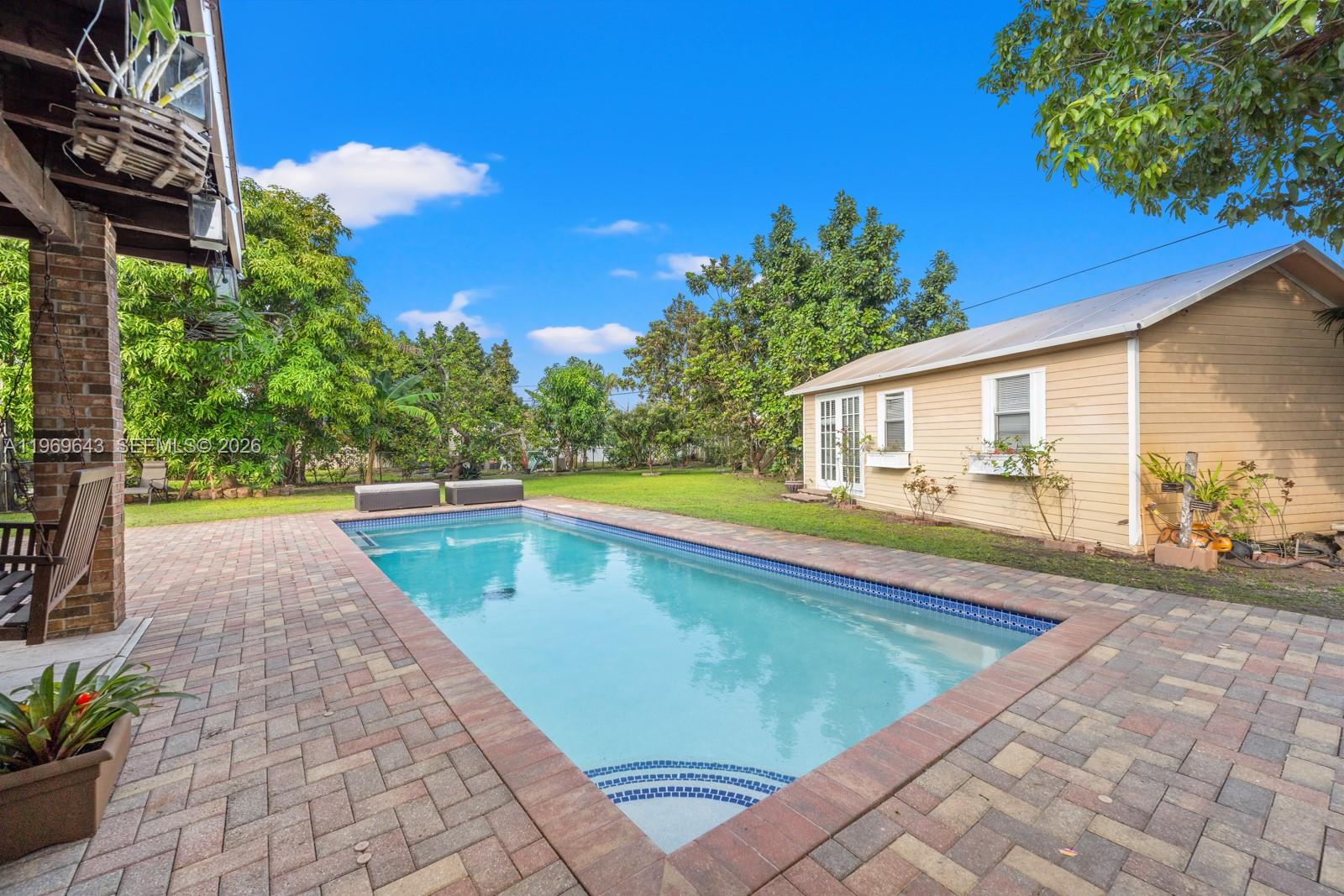 SOUTHERN ESTS 3RD ADDN - Residential Lease