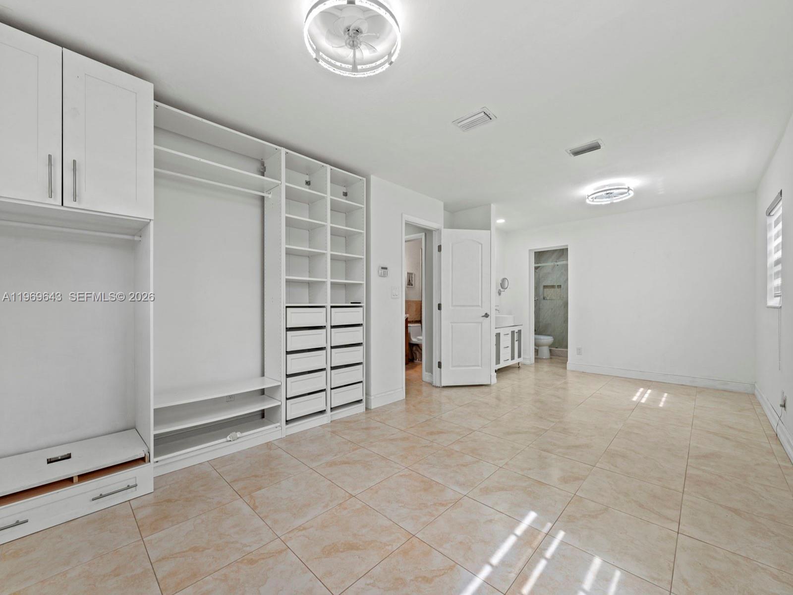 SOUTHERN ESTS 3RD ADDN - Residential Lease