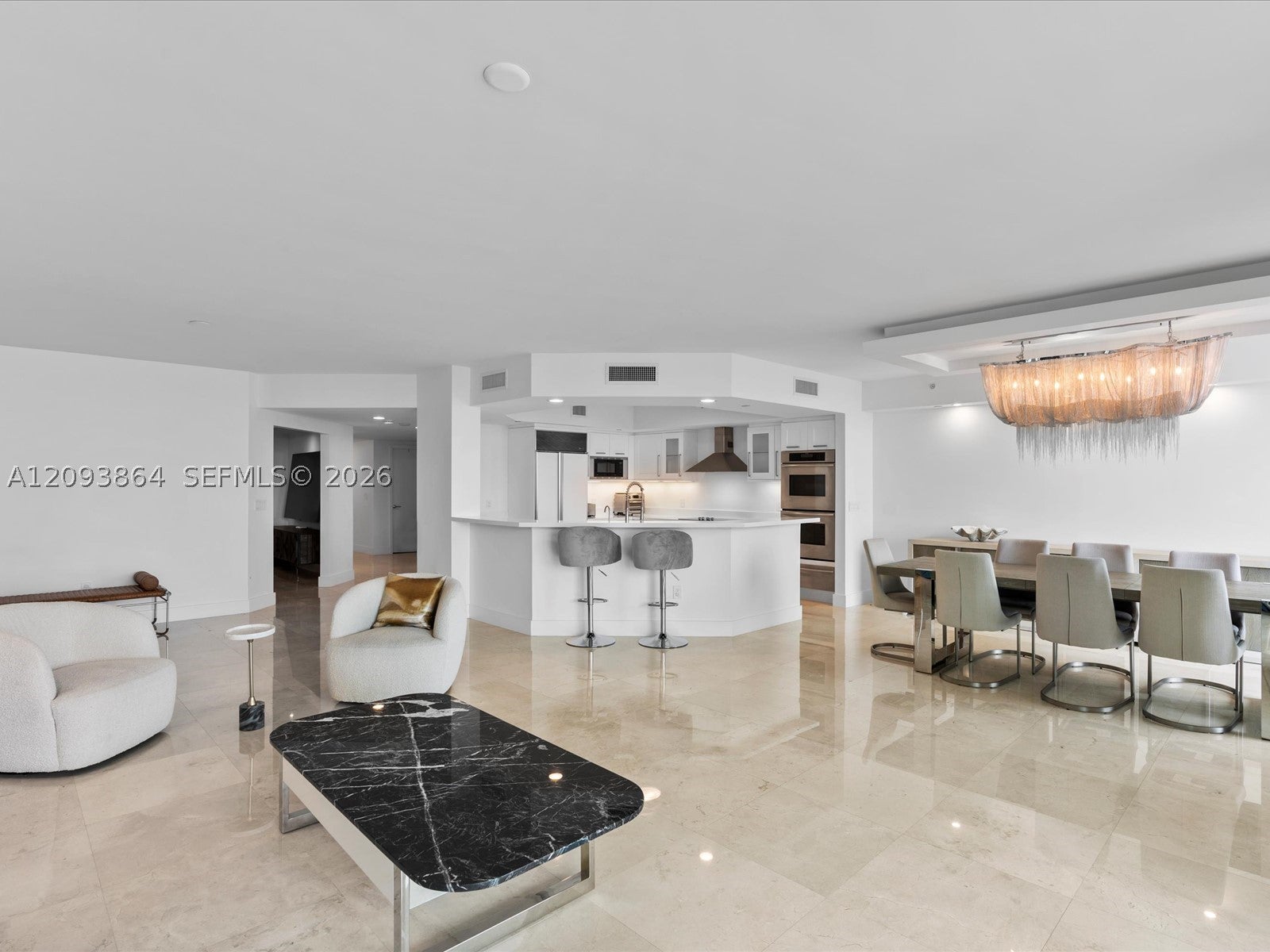 3301 NE 183rd St 2706