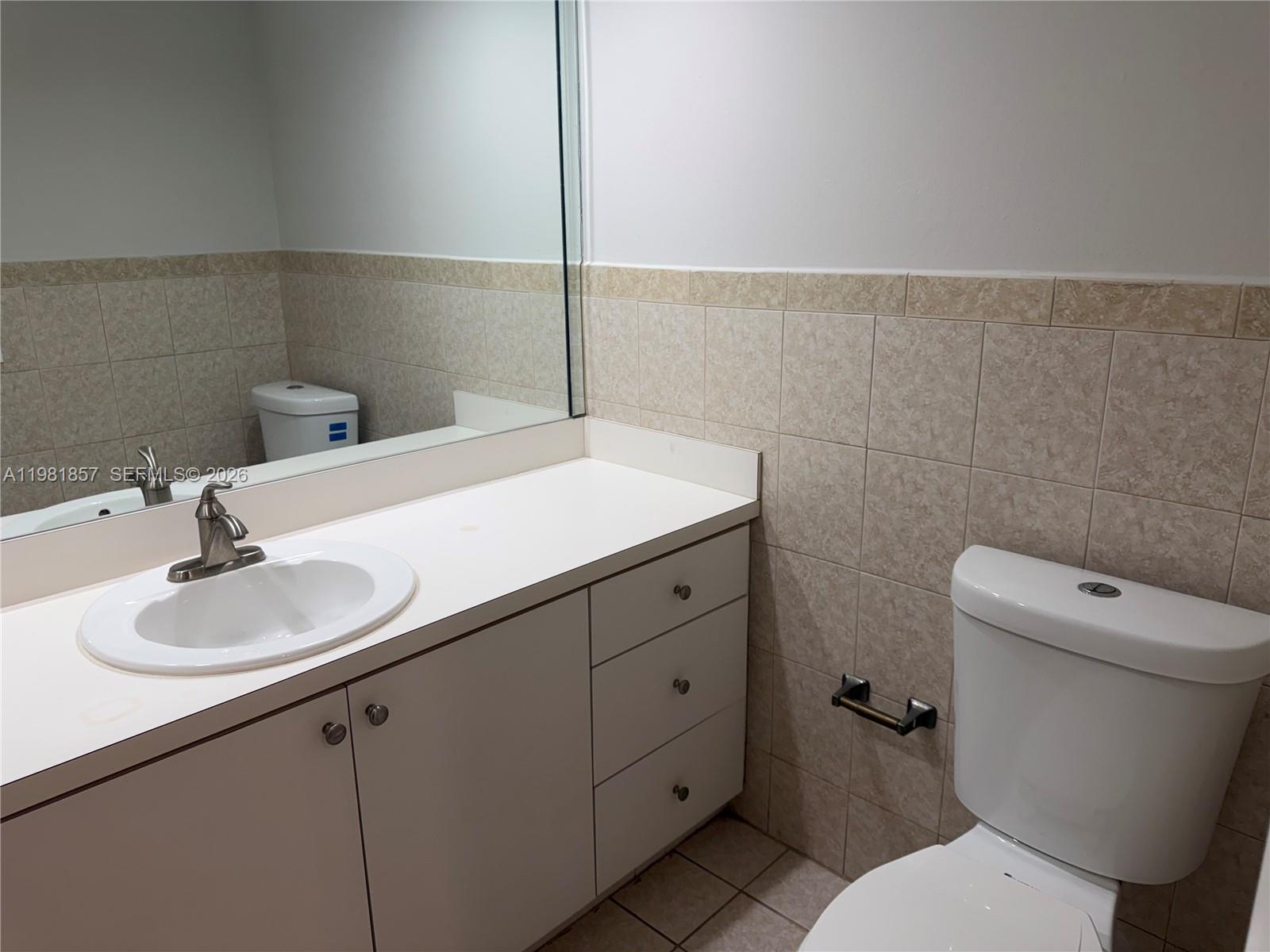 THE TERRACES CONDO PH II - Residential Lease