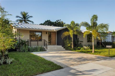 2434 SW 19th St Miami FL 33145