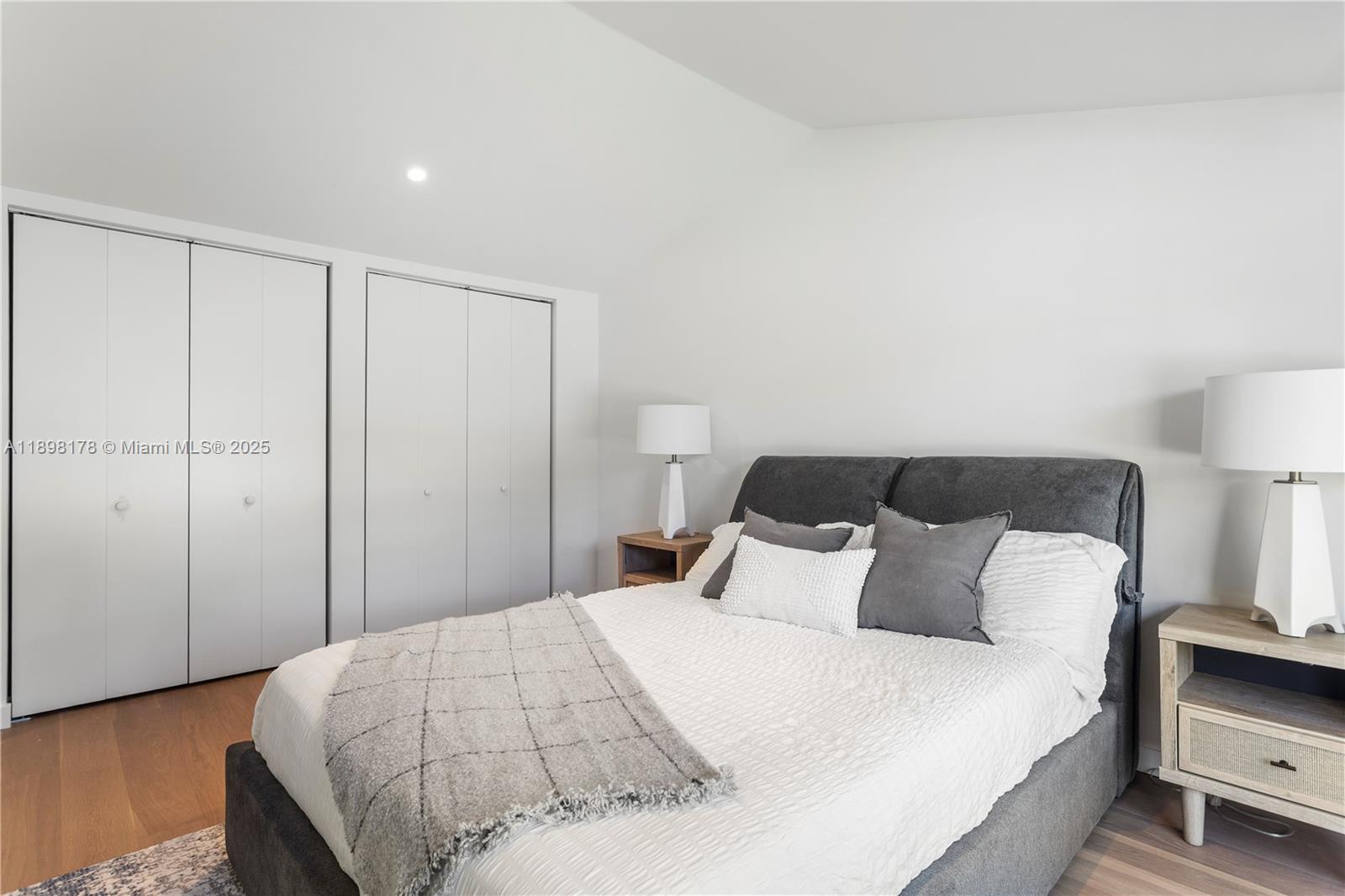 SILVER CREST - Residential