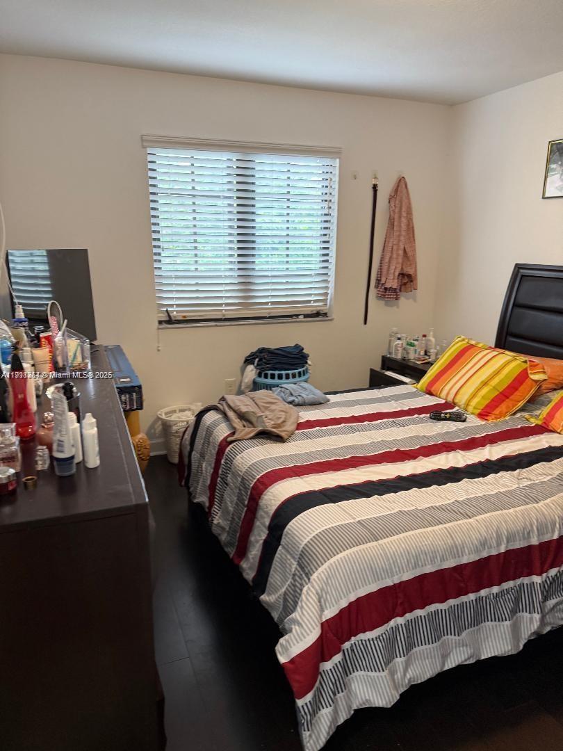 CHAMPION LAKES - Residential