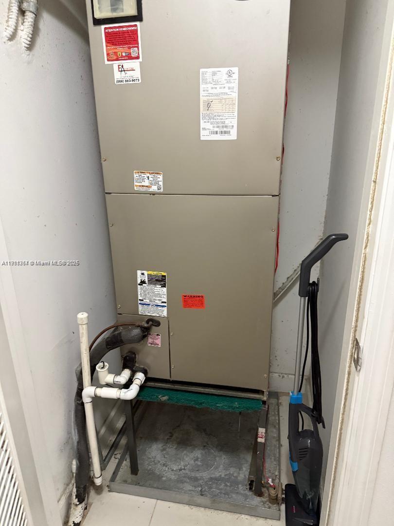 CHAMPION LAKES - Residential