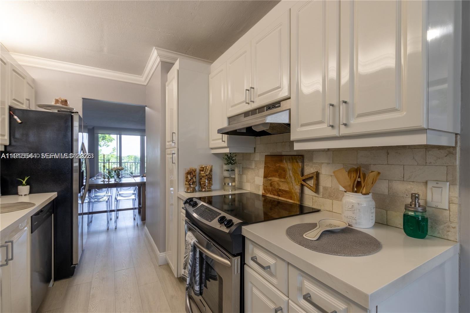 CORONADO AT JACARANDA PHA - Residential