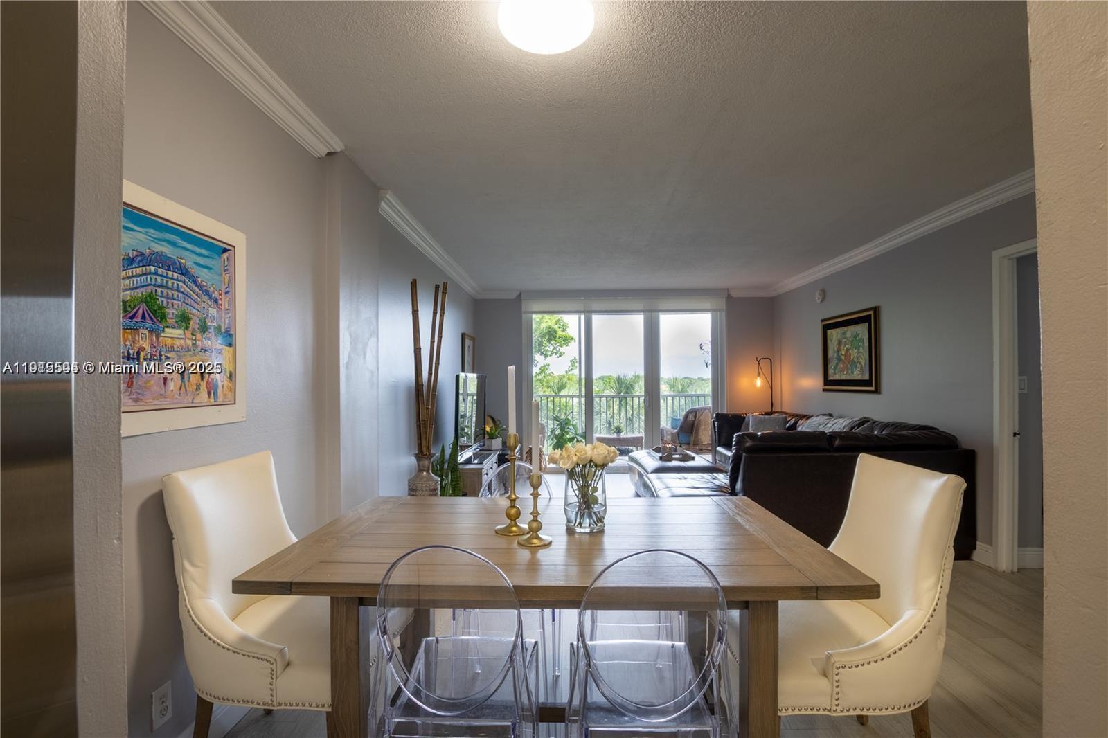 250 Jacaranda Dr 506