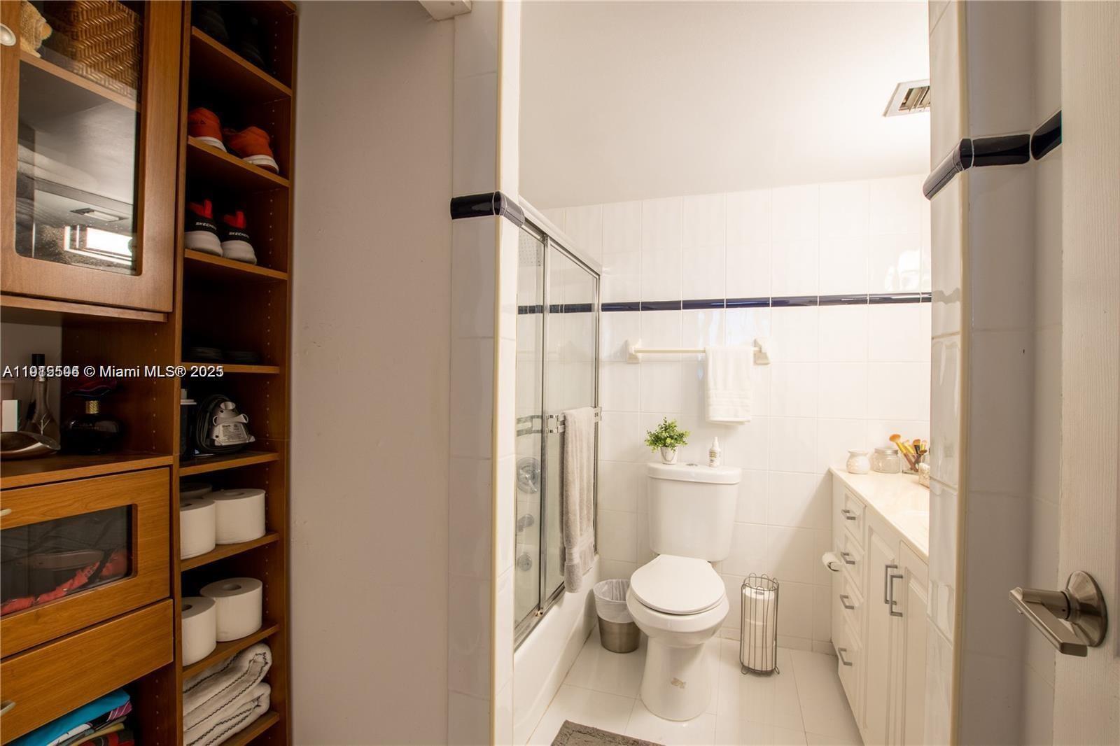 CORONADO AT JACARANDA PHA - Residential