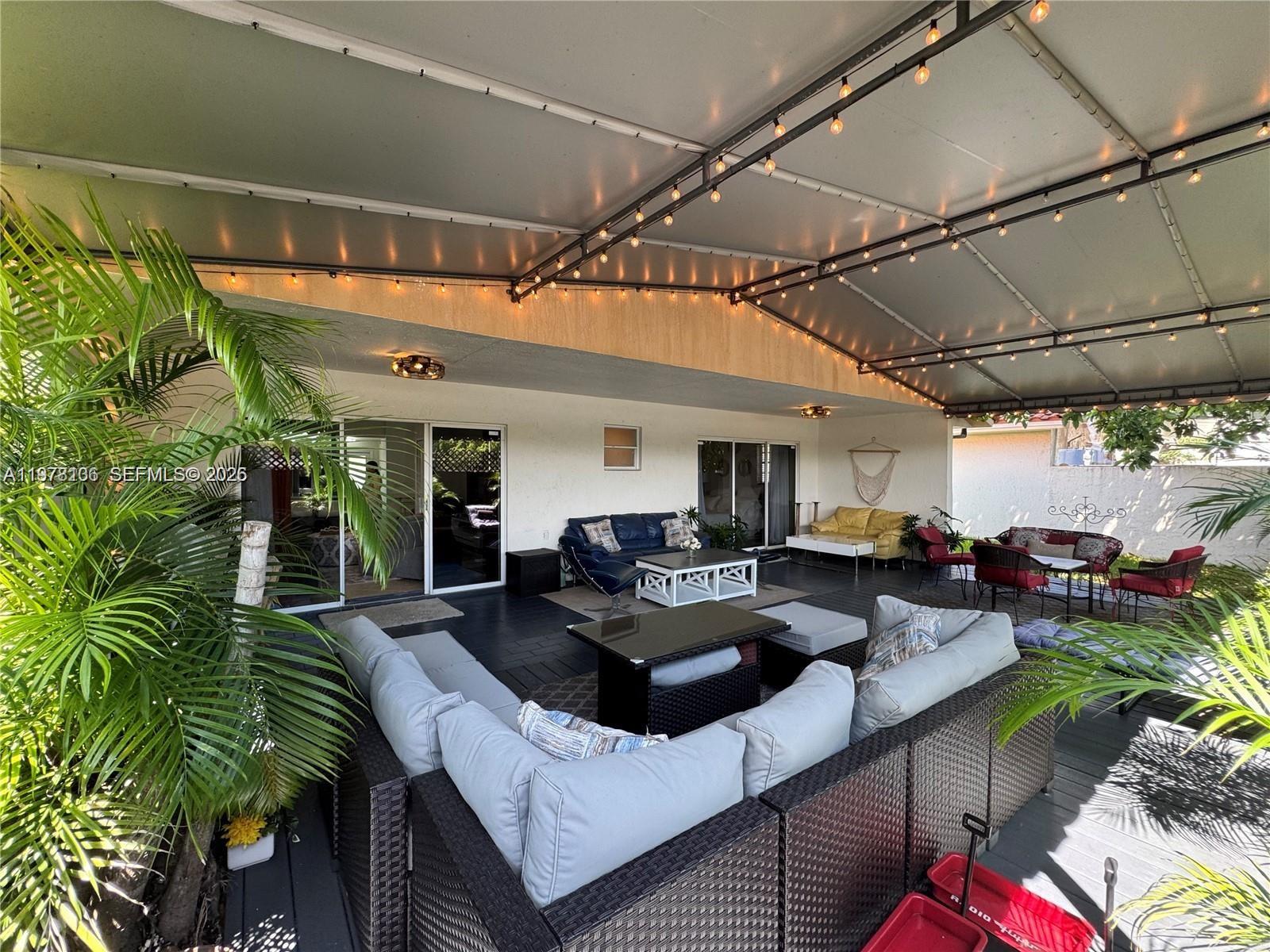 ISLAS CANARIAS HOMES - Residential