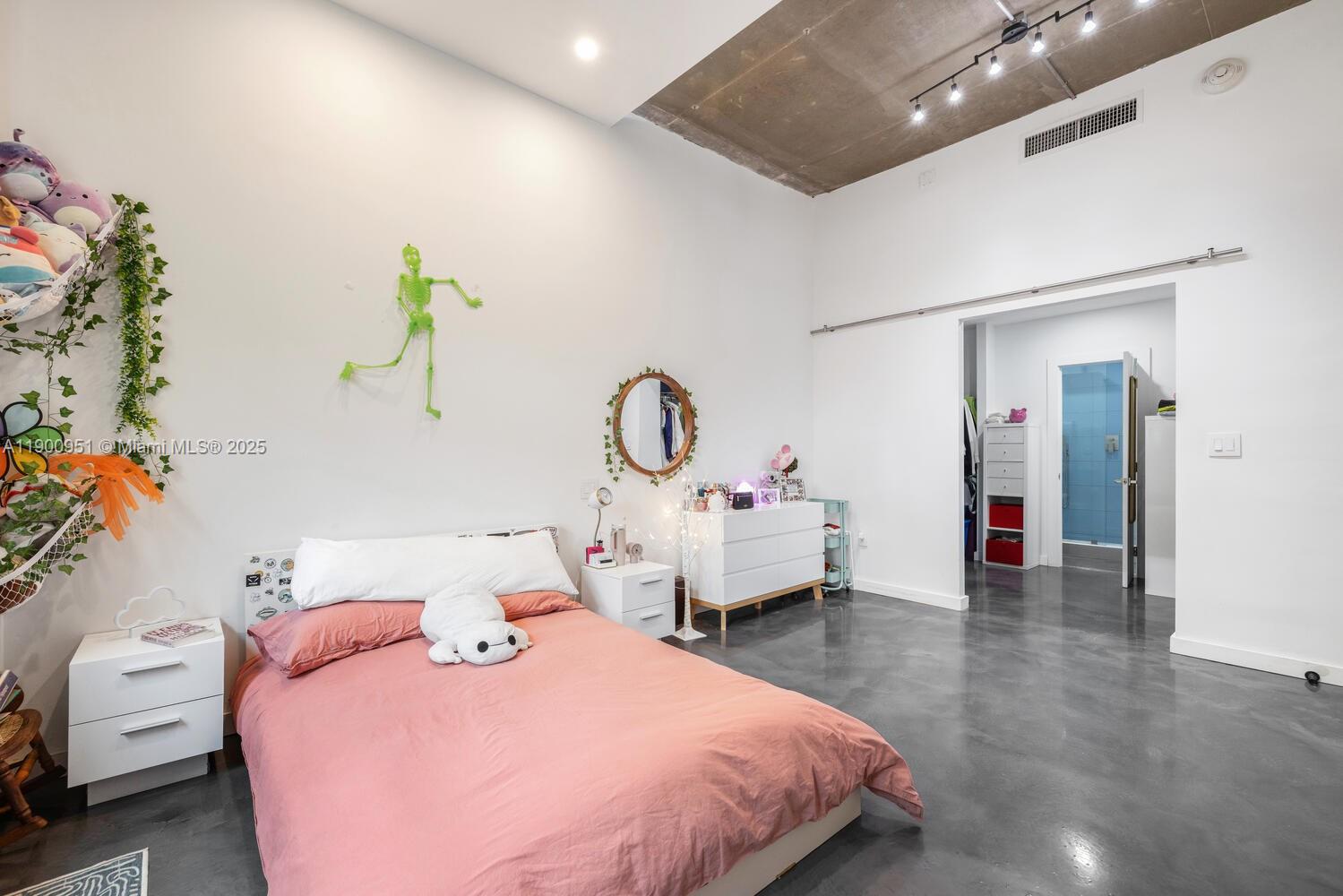 JOCKEY CLUB CONDO UNIT II - Residential