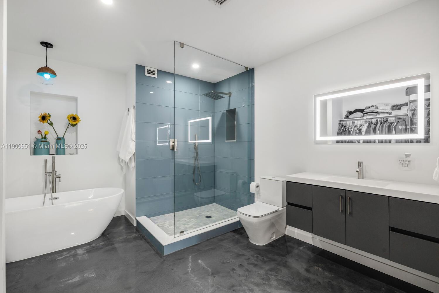 JOCKEY CLUB CONDO UNIT II - Residential