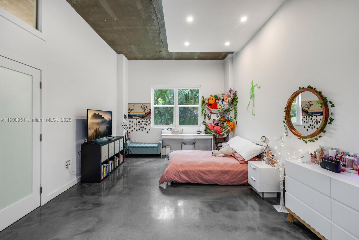 JOCKEY CLUB CONDO UNIT II - Residential