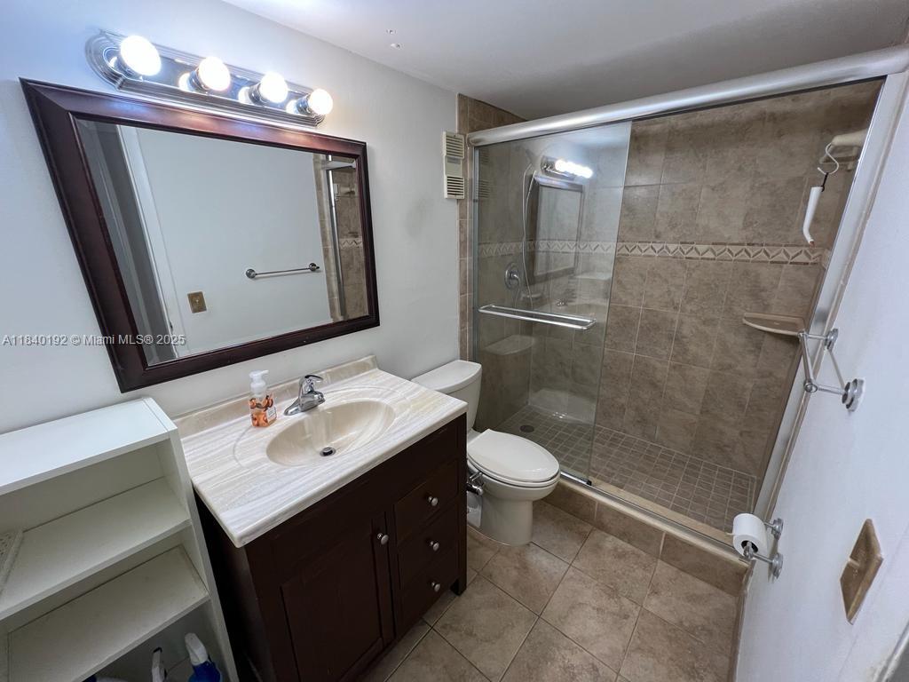 CYPRESS VILLAGE CONDO - Residential Lease