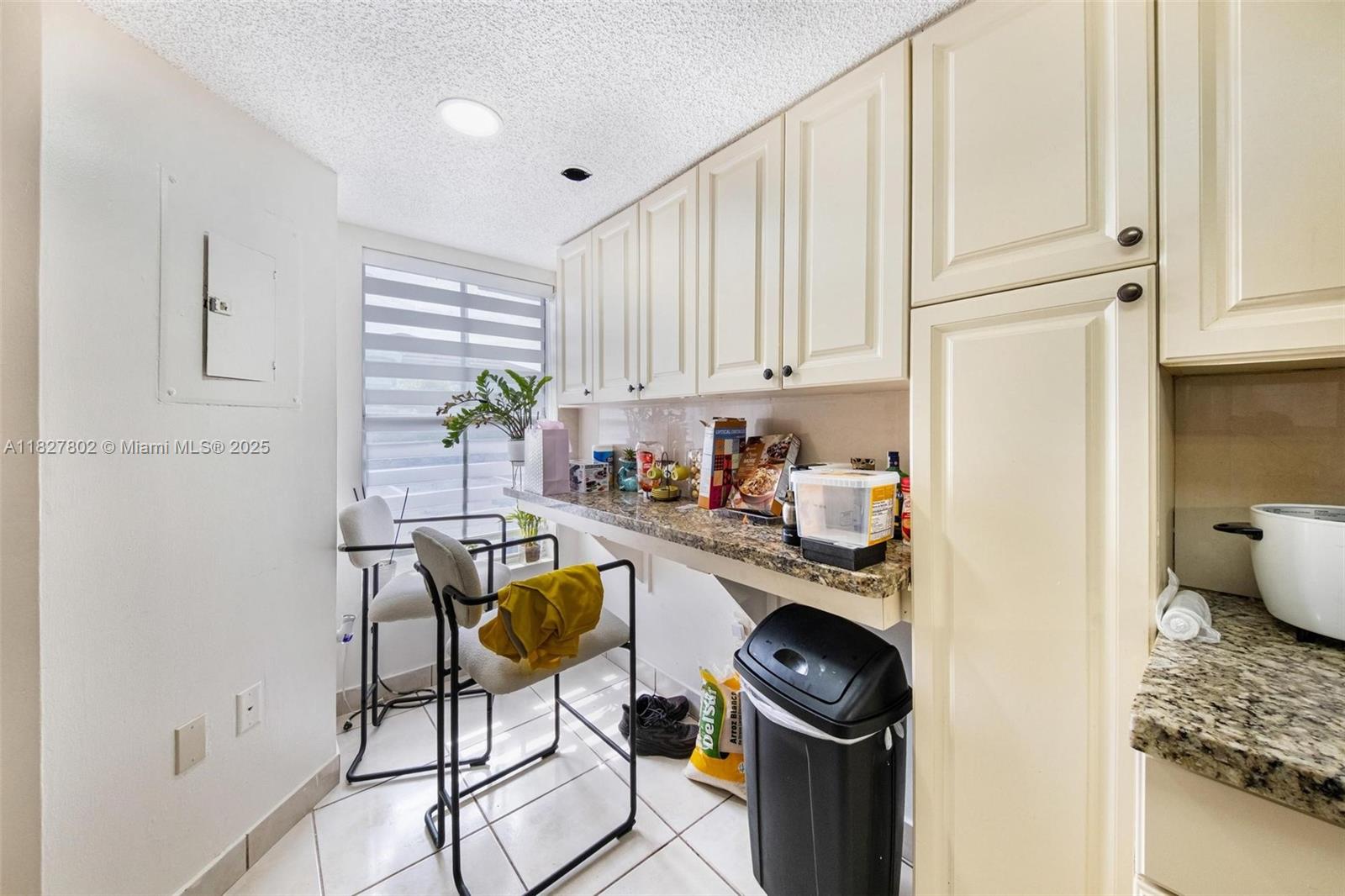 1178 NW 123rd Pl 1210, Miami, FL, 33182/$365,000 2 1178 NW 123rd Pl 1210