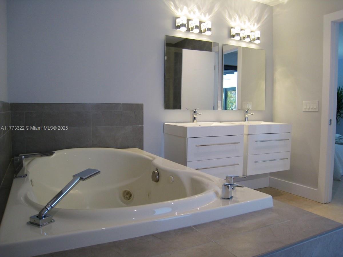 REG-AL PARK ESTATES - Residential