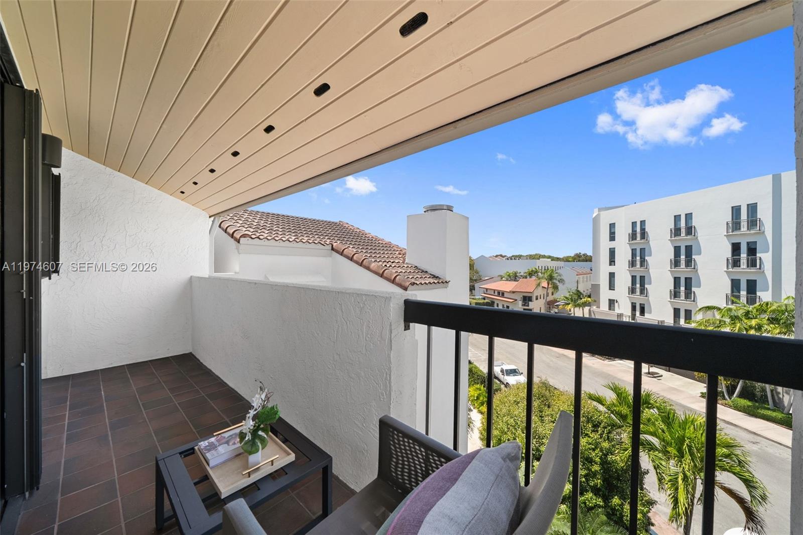 BILTMORE COURT VILLAS CON - Residential