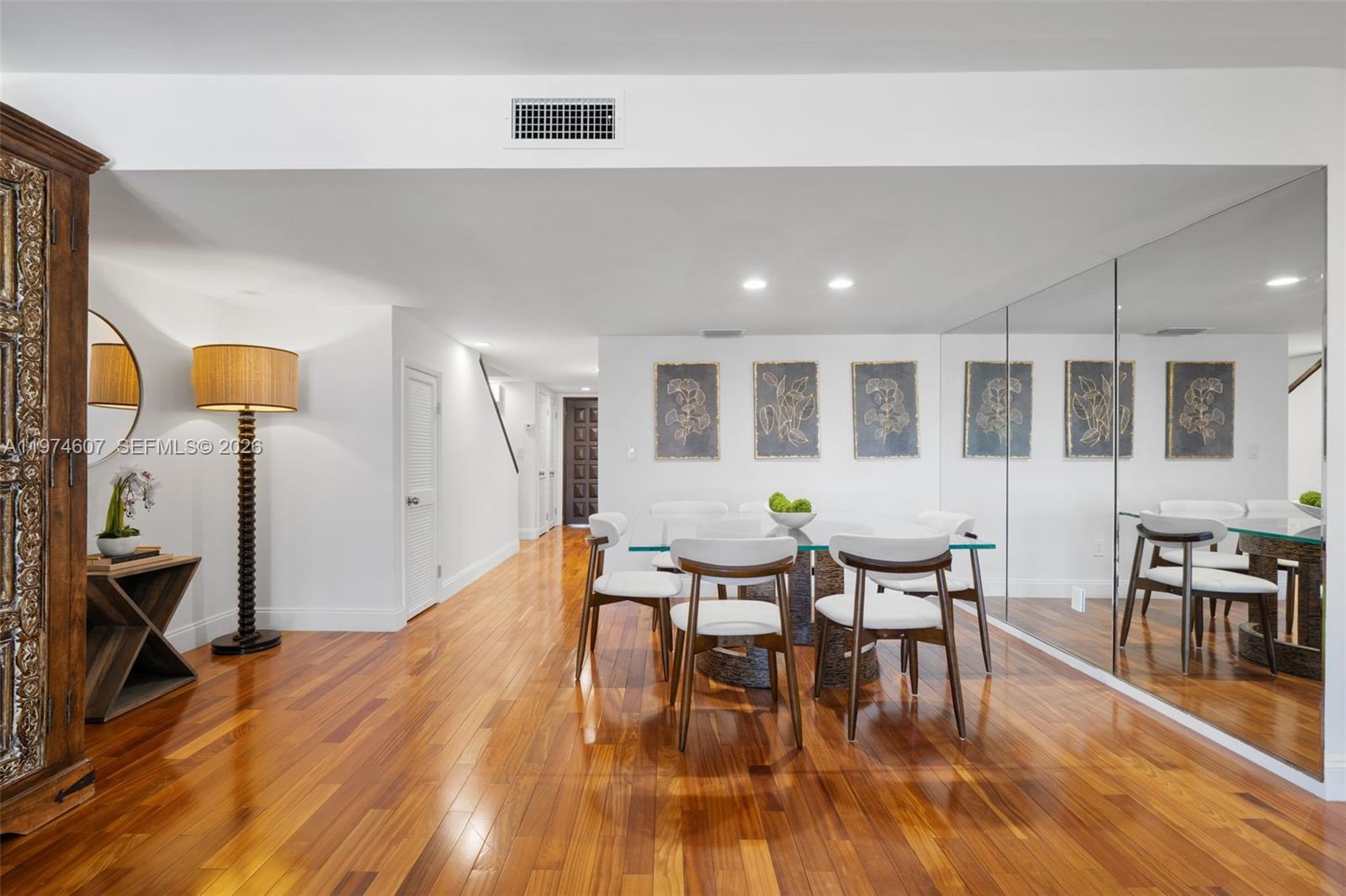 BILTMORE COURT VILLAS CON - Residential