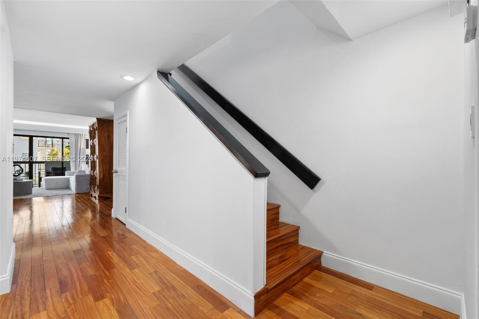 BILTMORE COURT VILLAS CON - Residential