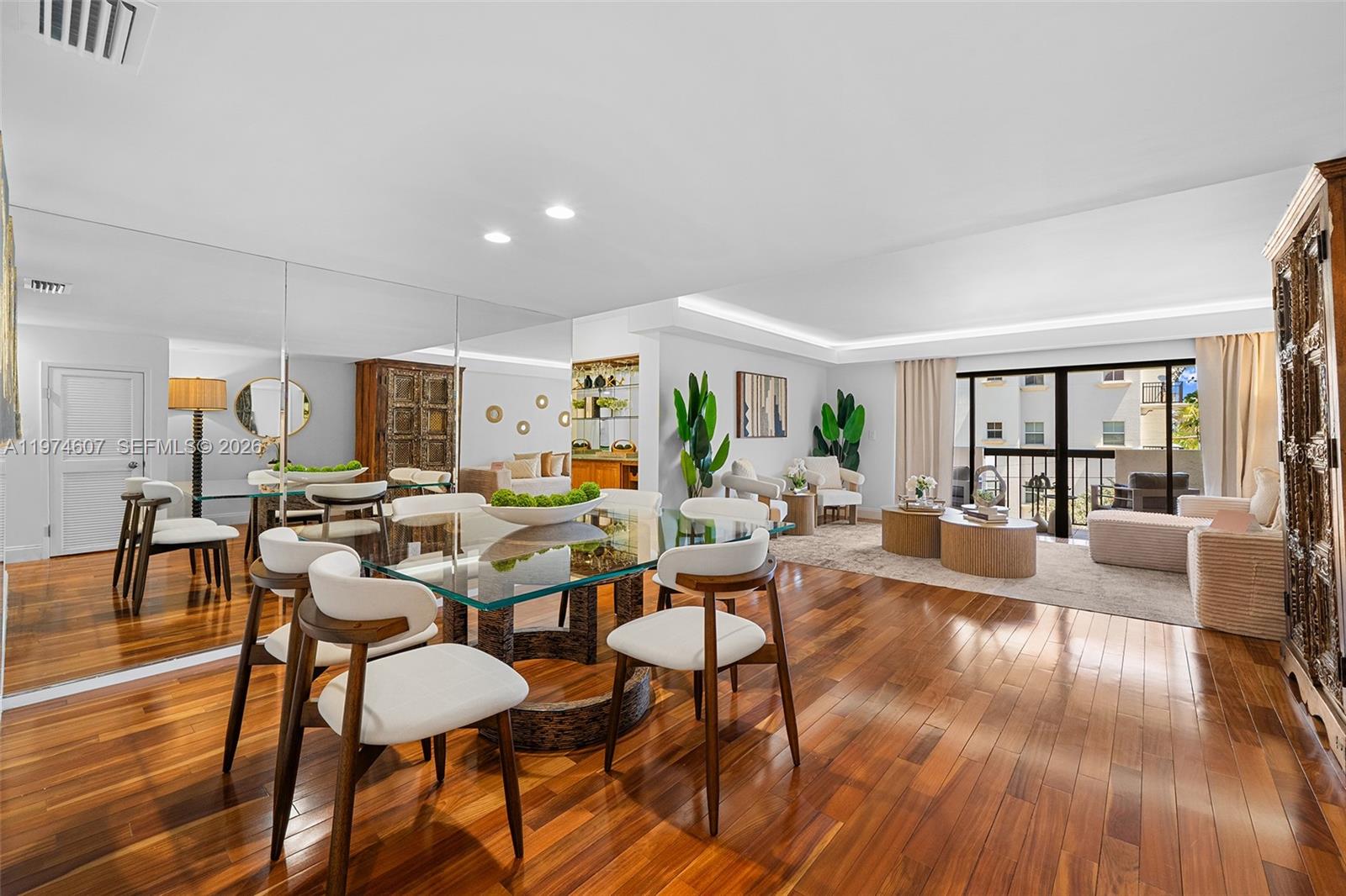 BILTMORE COURT VILLAS CON - Residential