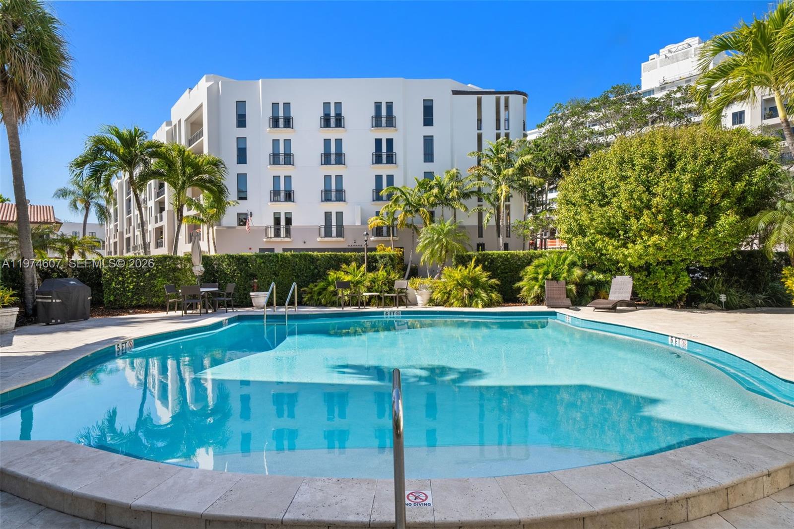 BILTMORE COURT VILLAS CON - Residential