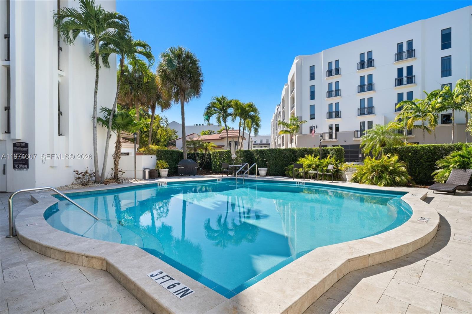 BILTMORE COURT VILLAS CON - Residential