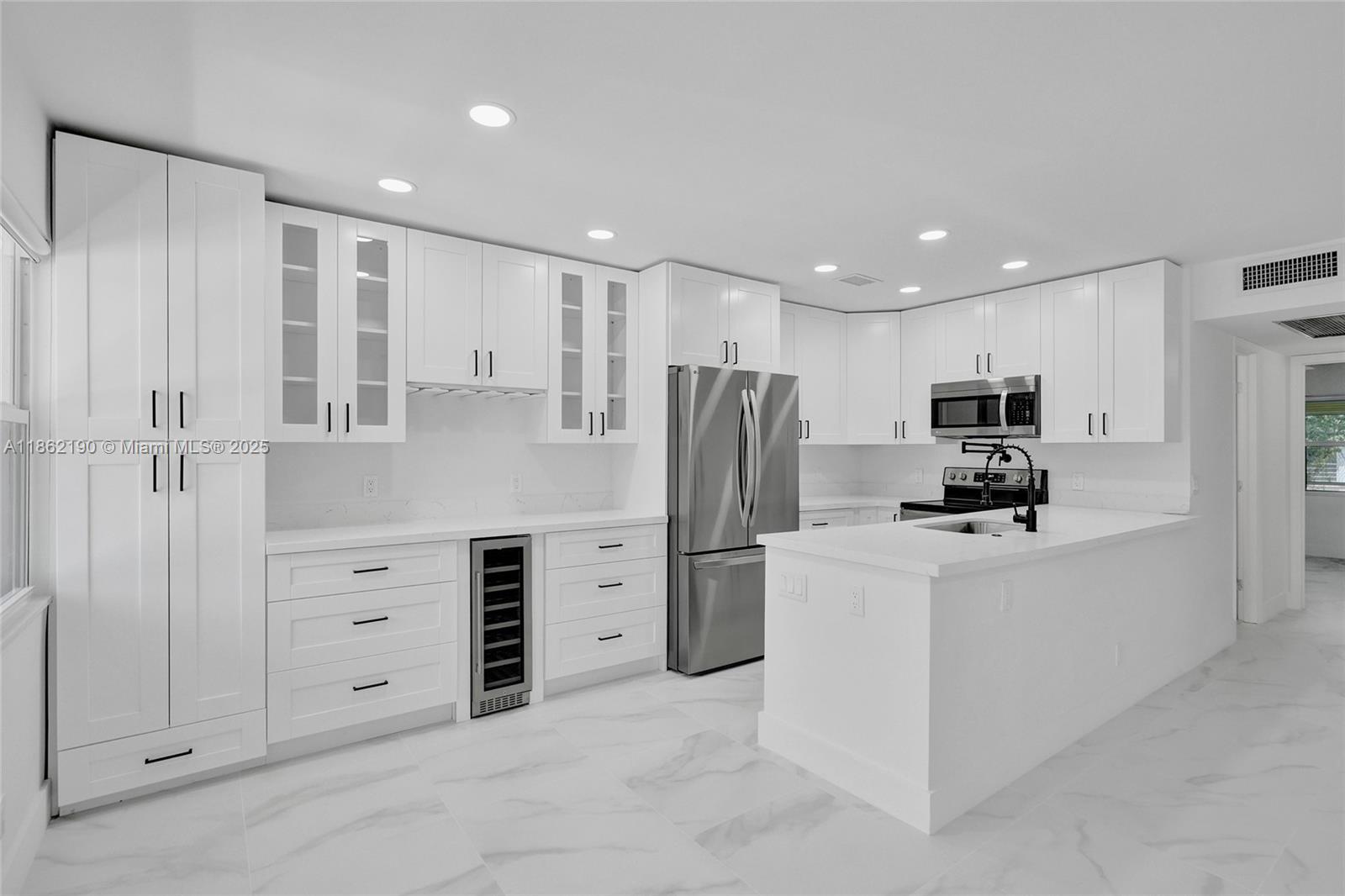 NEWPORT D CONDO - Residential