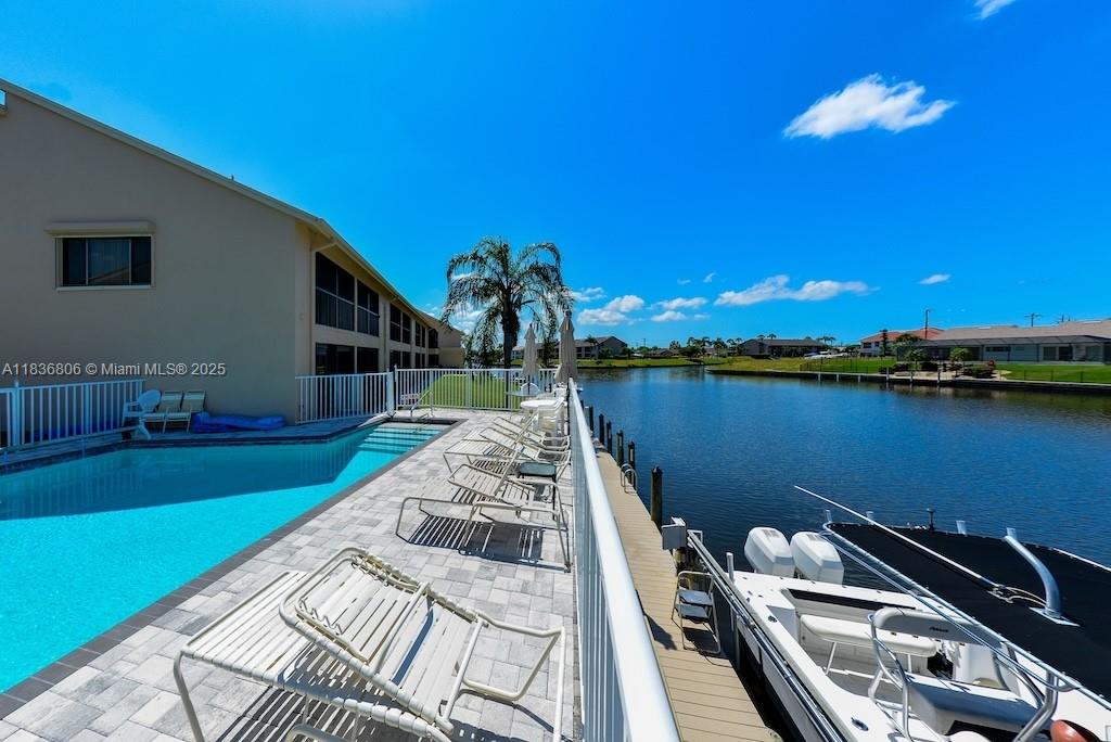 3708 SE 12th Ave 104, Cape Coral, FL, 33904/$225,000 1 3708 SE 12th Ave 104
