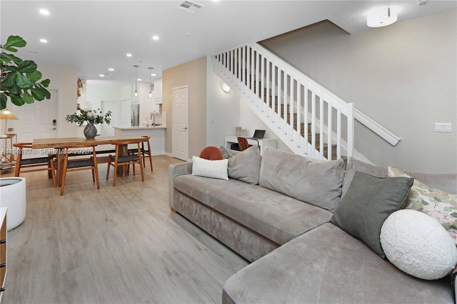 SECTOR 8 9 & 10 PLAT(BLK - Residential Lease