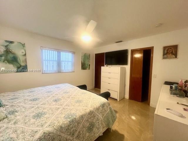 SUNRISE GOLF VILLAGE SEC - Residential Lease