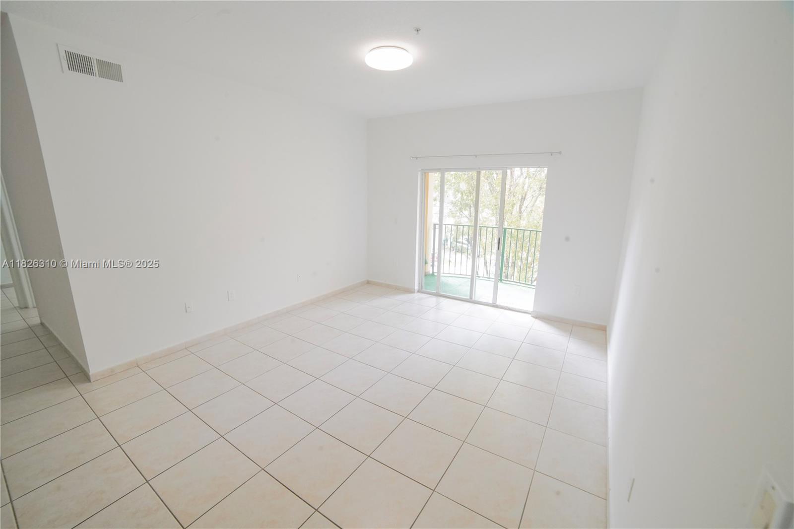 PALM GARDENS AT DORAL CON - Residential