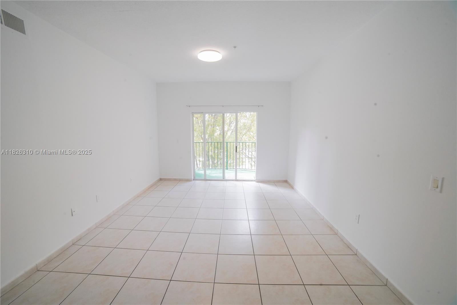 PALM GARDENS AT DORAL CON - Residential