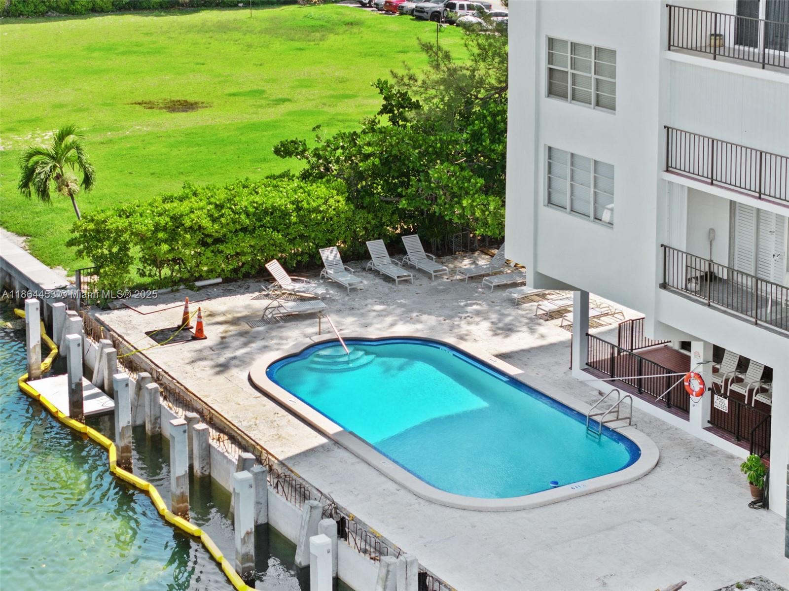 GRANADA CONDOMINIUM - Residential