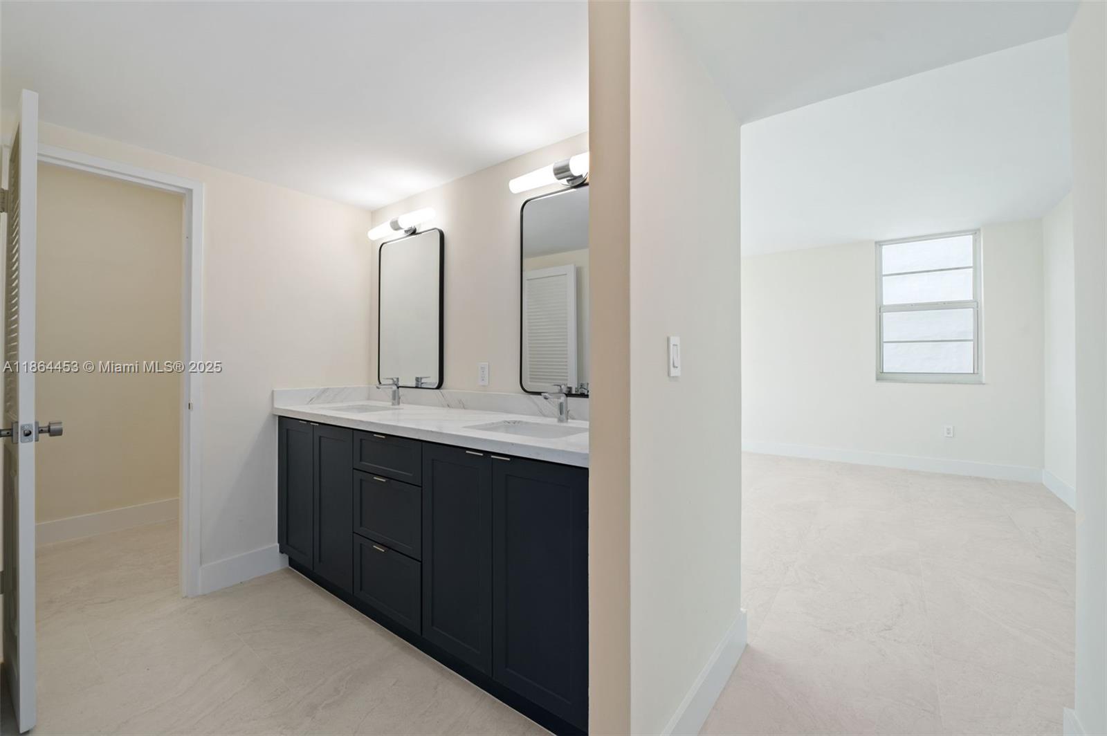 GRANADA CONDOMINIUM - Residential