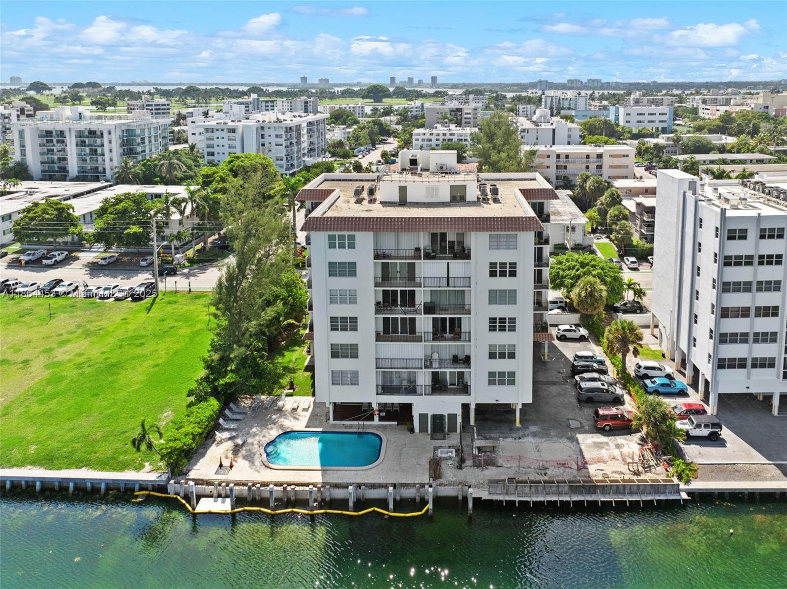 GRANADA CONDOMINIUM - Residential