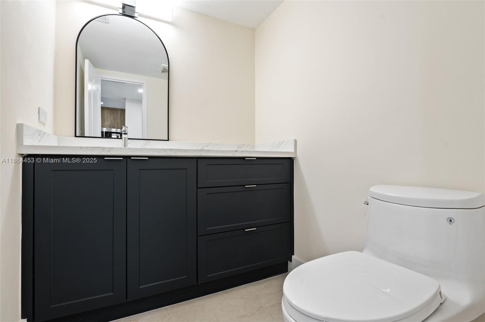 GRANADA CONDOMINIUM - Residential