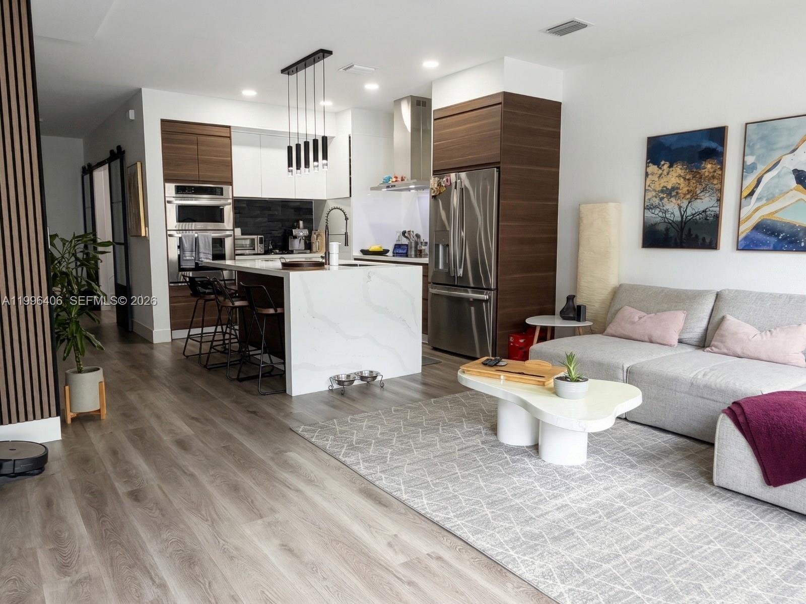 BELLAGIO VILLAS - Residential Lease