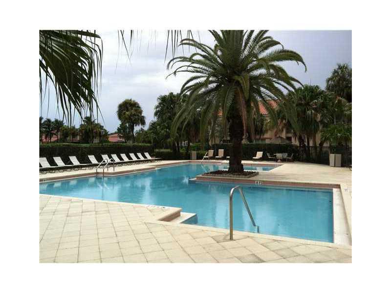 LANDLORD TAKES PRIDE/LOW MOVE IN. THE BEST LOCTAION IN CORAL KEY. NEW CARPET AND BLINDS.NEW LIGHTS BATHROOM, AC IS READY AND ALWAYS UPDATED. HW CLOSET IS FRESH AND PAINTED.WALK IN CLOSET IN THE MBR WITH PRIVATE SINK AND VANITY. OVERSIZED LR AND DINNING RO OMOFF THE KITCHEN. COOK TOP STOVE, DISHWASHER,FULL SIZE WASHER DRYER. WALK TO THE POOL. CLUBHOUSE WITH GYM, TENNIS COURTS. ENJOY RESORT LIVING IN CORLA KEY. STAFF ON HAND 5 DAYS A WEEK TO KEEP IT SAFE AND CLEAN.