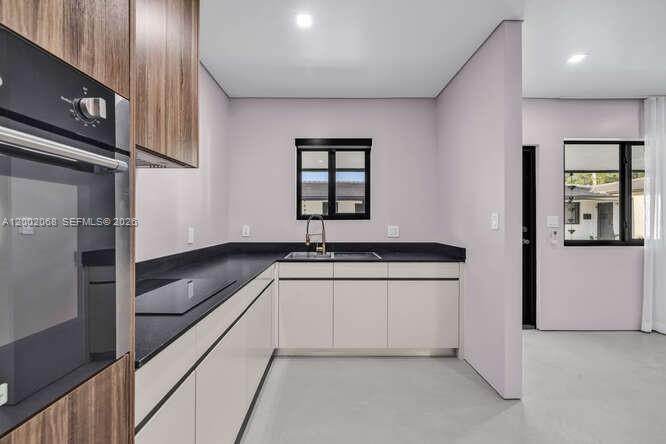 EL PORTAL - Residential Lease