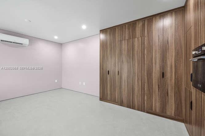 EL PORTAL - Residential Lease