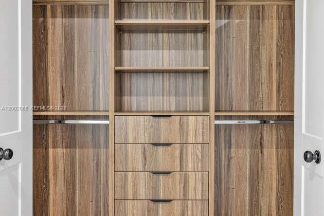 EL PORTAL - Residential Lease