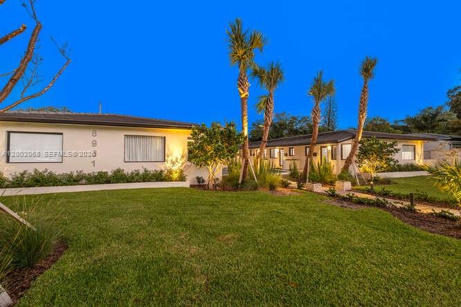 EL PORTAL - Residential Lease