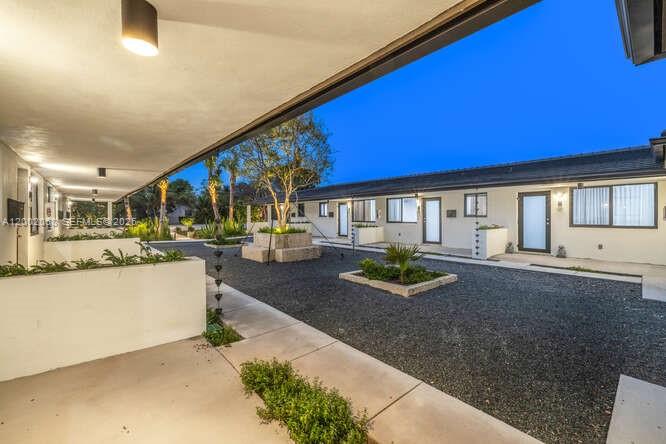 EL PORTAL - Residential Lease