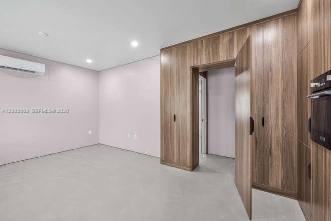 EL PORTAL - Residential Lease