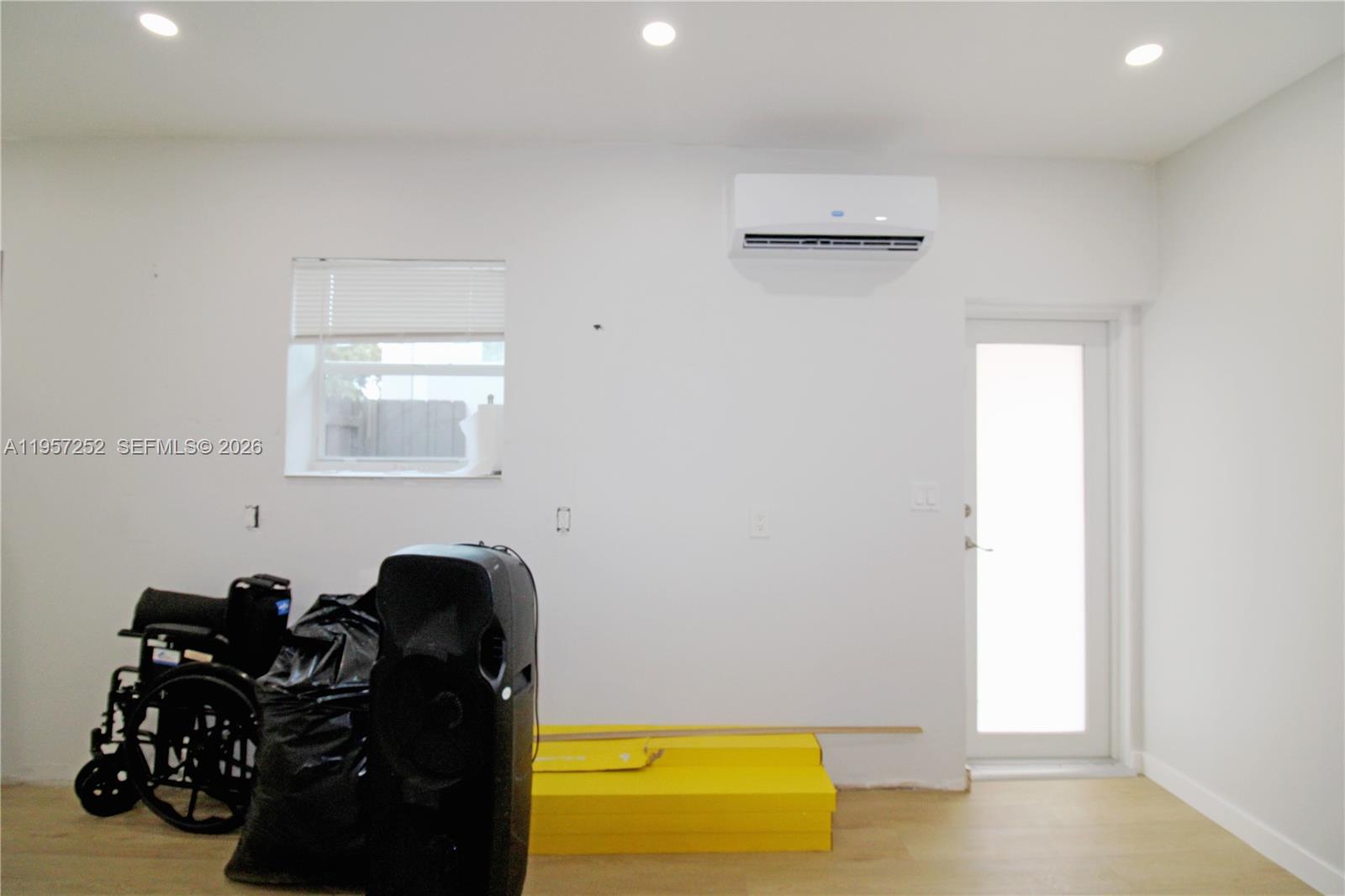 POINCIANA AT SUNSET LAKES - Residential