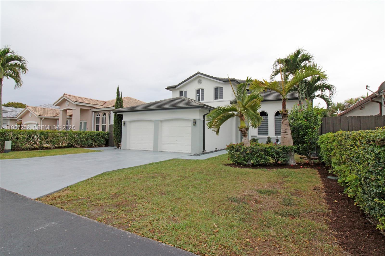 POINCIANA AT SUNSET LAKES - Residential