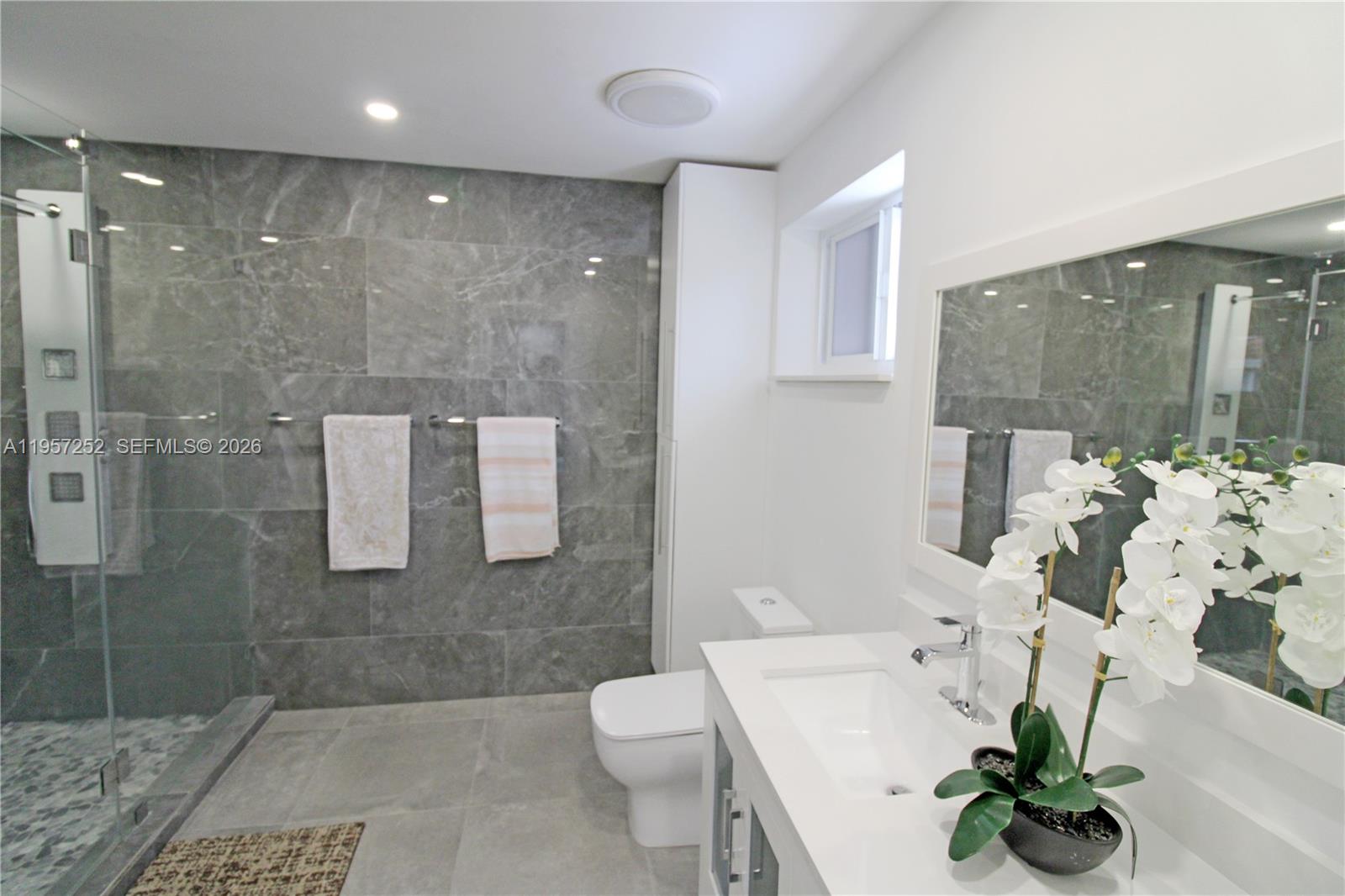 POINCIANA AT SUNSET LAKES - Residential